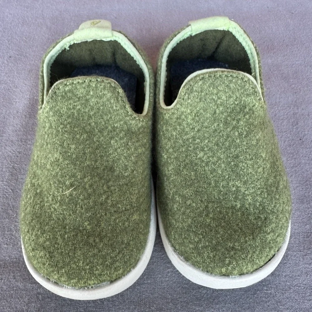 Size 5t - Allbirds Smallbirds merino Green wool kid shoes (fit like a 4)